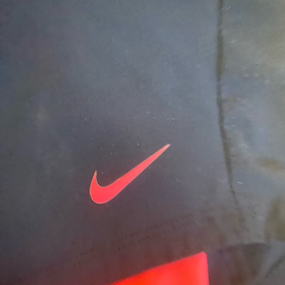 Nike running shorts size medium - Picture 4 of 5